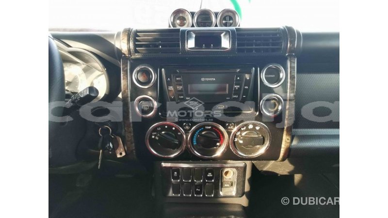 Big with watermark toyota fj cruiser abia state import dubai 11741