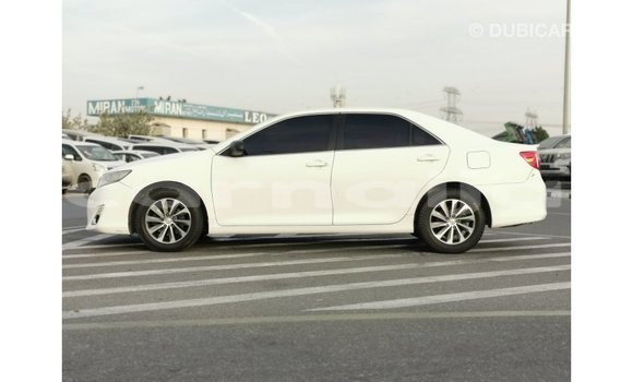 Buy Import Toyota Camry White Car in Import - Dubai in Abia State Buy Import Toyota Camry White Car in Import - Dubai in Abia State