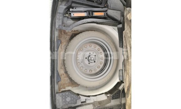 Buy Import Toyota Camry White Car in Import - Dubai in Abia State Buy Import Toyota Camry White Car in Import - Dubai in Abia State