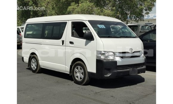 Acheter Import Voiture Toyota Hiace Blanc à Import - Dubai, État d'Abia Acheter Import Voiture Toyota Hiace Blanc à Import - Dubai, État d'Abia