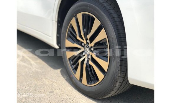 Acheter Import Voiture Toyota Alphard Blanc à Import - Dubai, État d'Abia Acheter Import Voiture Toyota Alphard Blanc à Import - Dubai, État d'Abia