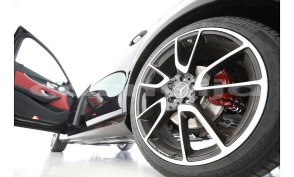 Buy Import Mercedes‒Benz 1117 Black Truck in Import - Dubai in Abia State Buy Import Mercedes‒Benz 1117 Black Truck in Import - Dubai in Abia State