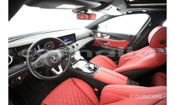 Buy Import Mercedes‒Benz 1117 Black Truck in Import - Dubai in Abia State Buy Import Mercedes‒Benz 1117 Black Truck in Import - Dubai in Abia State