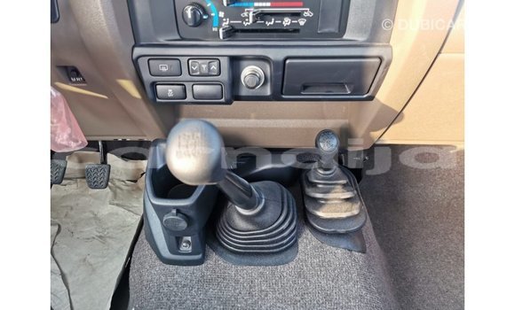 Buy Import Toyota Land Cruiser White Car in Import - Dubai in Abia State Buy Import Toyota Land Cruiser White Car in Import - Dubai in Abia State