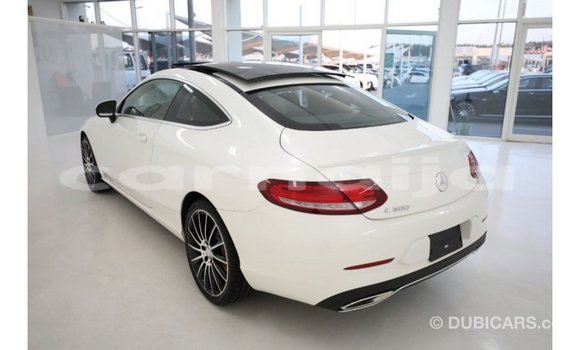 Buy Import Mercedes-Benz 600 White Car in Import - Dubai in Abia State Buy Import Mercedes-Benz 600 White Car in Import - Dubai in Abia State