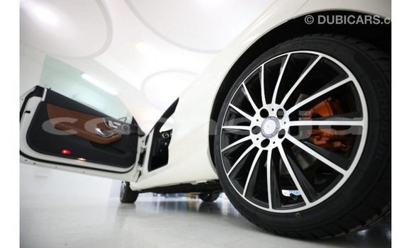 Buy Import Mercedes-Benz 600 White Car in Import - Dubai in Abia State Buy Import Mercedes-Benz 600 White Car in Import - Dubai in Abia State