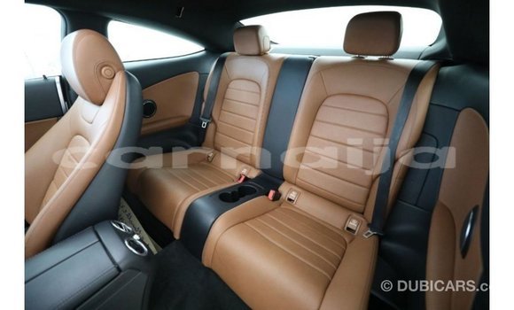 Buy Import Mercedes-Benz 600 White Car in Import - Dubai in Abia State Buy Import Mercedes-Benz 600 White Car in Import - Dubai in Abia State