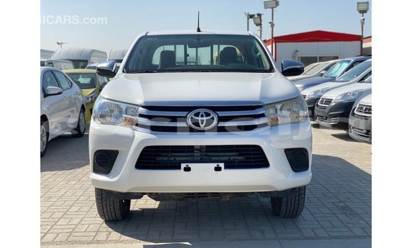 Buy Import Toyota Hilux White Car in Import - Dubai in Abia State Buy Import Toyota Hilux White Car in Import - Dubai in Abia State