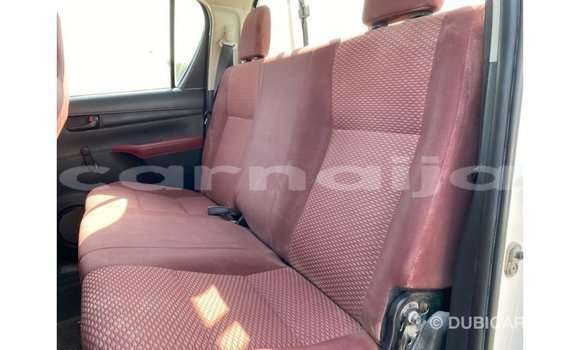 Buy Import Toyota Hilux White Car in Import - Dubai in Abia State Buy Import Toyota Hilux White Car in Import - Dubai in Abia State