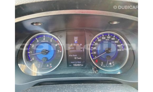 Acheter Import Voiture Toyota Hilux Blanc à Import - Dubai, État d'Abia Acheter Import Voiture Toyota Hilux Blanc à Import - Dubai, État d'Abia