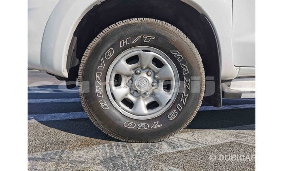 Acheter Import Voiture Toyota Hilux Blanc à Import - Dubai, État d'Abia Acheter Import Voiture Toyota Hilux Blanc à Import - Dubai, État d'Abia