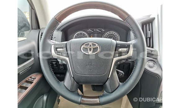 Acheter Import Voiture Toyota Land Cruiser Noir à Import - Dubai, État d'Abia Acheter Import Voiture Toyota Land Cruiser Noir à Import - Dubai, État d'Abia