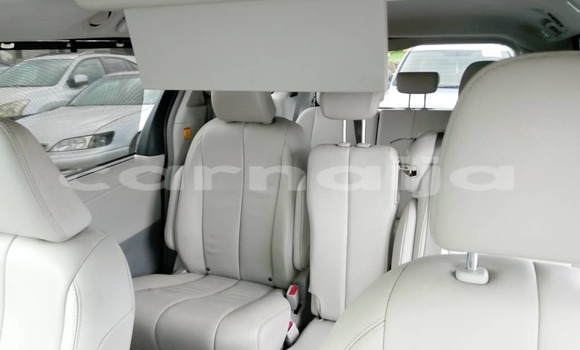 Buy New Toyota Sienna Red Car in Ikeja in Lagos State Buy New Toyota Sienna Red Car in Ikeja in Lagos State