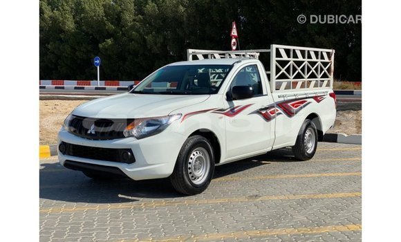 Acheter Import Voiture Mitsubishi L200 Blanc à Import - Dubai, État d'Abia Acheter Import Voiture Mitsubishi L200 Blanc à Import - Dubai, État d'Abia