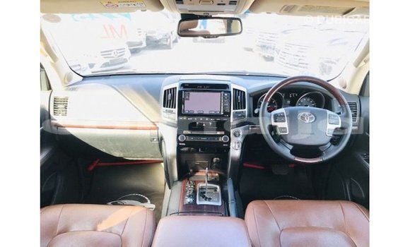 Acheter Import Voiture Toyota Land Cruiser Noir à Import - Dubai, État d'Abia Acheter Import Voiture Toyota Land Cruiser Noir à Import - Dubai, État d'Abia