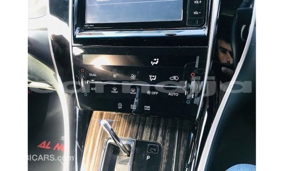 Acheter Import Voiture Toyota Harrier Marron à Import - Dubai, État d'Abia Acheter Import Voiture Toyota Harrier Marron à Import - Dubai, État d'Abia