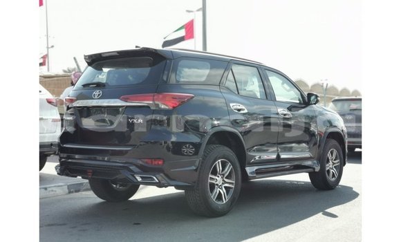 Acheter Import Voiture Toyota Fortuner Noir à Import - Dubai, État d'Abia Acheter Import Voiture Toyota Fortuner Noir à Import - Dubai, État d'Abia