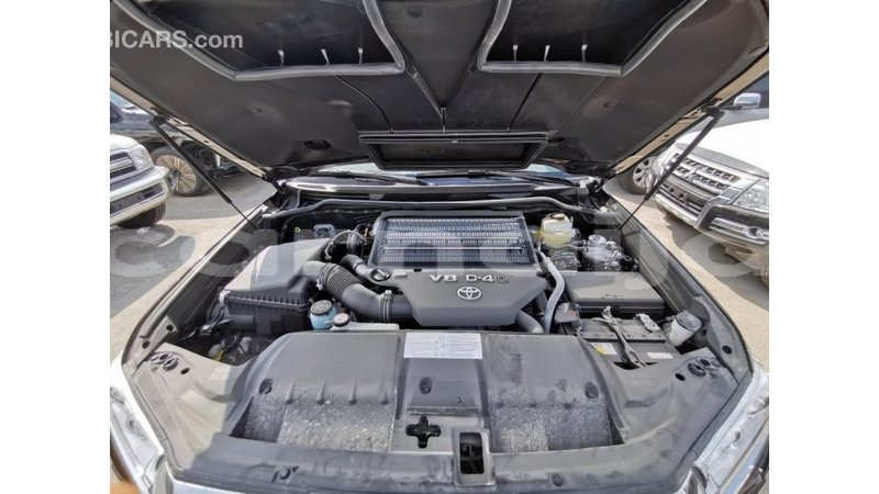 Big with watermark toyota land cruiser abia state import dubai 11927