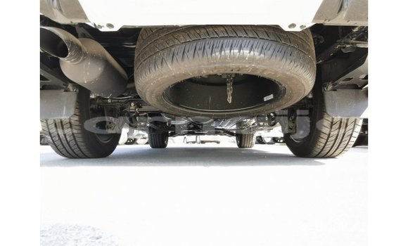 Acheter Import Voiture Toyota Land Cruiser Blanc à Import - Dubai, État d'Abia Acheter Import Voiture Toyota Land Cruiser Blanc à Import - Dubai, État d'Abia