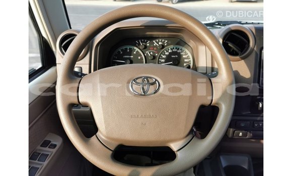 Acheter Import Voiture Toyota Land Cruiser Blanc à Import - Dubai, État d'Abia Acheter Import Voiture Toyota Land Cruiser Blanc à Import - Dubai, État d'Abia