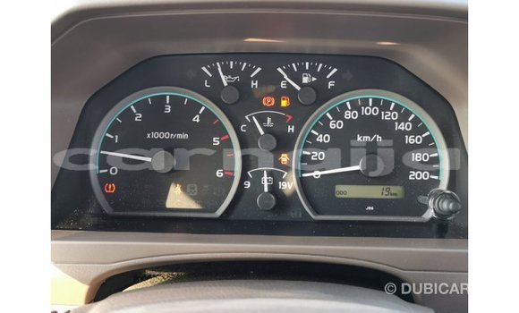 Acheter Import Voiture Toyota Land Cruiser Blanc à Import - Dubai, État d'Abia Acheter Import Voiture Toyota Land Cruiser Blanc à Import - Dubai, État d'Abia