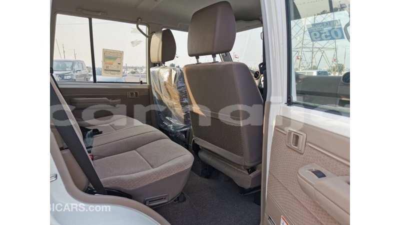 Big with watermark toyota land cruiser abia state import dubai 11962