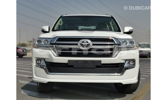 Buy Import Toyota Land Cruiser White Car in Import - Dubai in Abia State Buy Import Toyota Land Cruiser White Car in Import - Dubai in Abia State