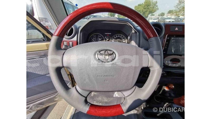 Big with watermark toyota land cruiser abia state import dubai 11987