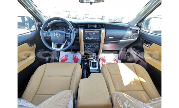 Acheter Import Voiture Toyota Fortuner Noir à Import - Dubai, État d'Abia Acheter Import Voiture Toyota Fortuner Noir à Import - Dubai, État d'Abia
