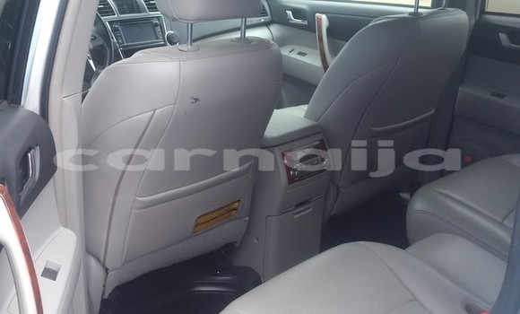 Buy New Toyota Highlander Silver Car in Ikeja in Lagos State Buy New Toyota Highlander Silver Car in Ikeja in Lagos State