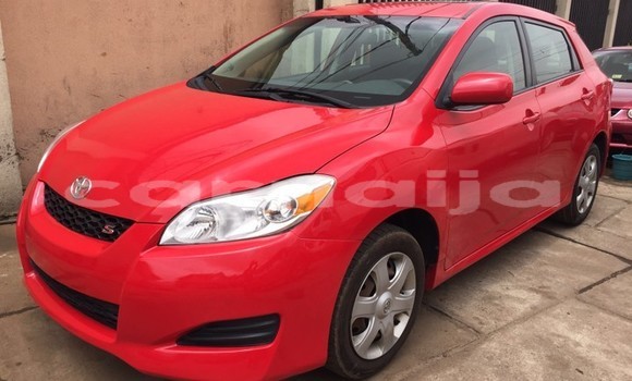 Acheter Neuf Voiture Toyota Matrix Rouge à Ikeja, État de Lagos