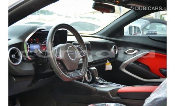 Acheter Import Voiture Chevrolet Camaro Blanc à Import - Dubai, État d'Abia Acheter Import Voiture Chevrolet Camaro Blanc à Import - Dubai, État d'Abia
