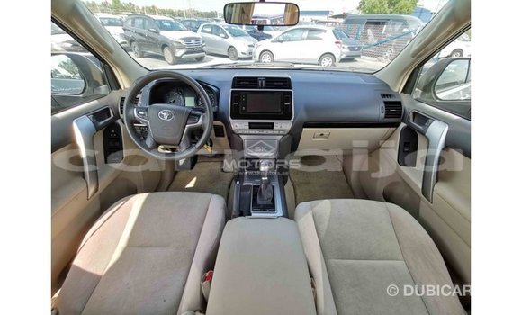 Acheter Import Voiture Toyota Prado Blanc à Import - Dubai, État d'Abia Acheter Import Voiture Toyota Prado Blanc à Import - Dubai, État d'Abia