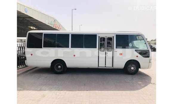 Buy Import Toyota Coaster White Car in Import - Dubai in Abia State Buy Import Toyota Coaster White Car in Import - Dubai in Abia State