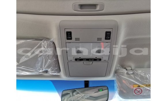 Acheter Import Voiture Toyota Land Cruiser Blanc à Import - Dubai, État d'Abia Acheter Import Voiture Toyota Land Cruiser Blanc à Import - Dubai, État d'Abia