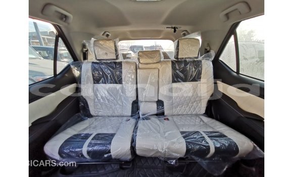 Acheter Import Voiture Toyota Fortuner Noir à Import - Dubai, État d'Abia Acheter Import Voiture Toyota Fortuner Noir à Import - Dubai, État d'Abia