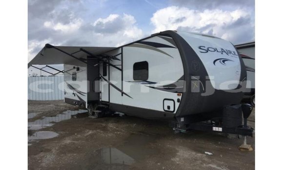 Buy Import GMC Safari White Car in Import - Dubai in Abia State