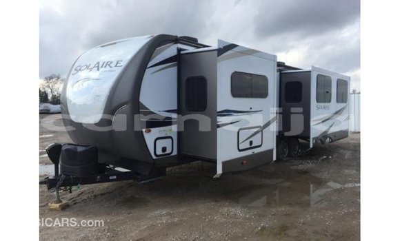 Acheter Import Voiture GMC Safari Blanc à Import - Dubai, État d'Abia Acheter Import Voiture GMC Safari Blanc à Import - Dubai, État d'Abia