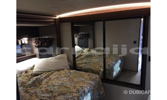 Acheter Import Voiture GMC Safari Blanc à Import - Dubai, État d'Abia Acheter Import Voiture GMC Safari Blanc à Import - Dubai, État d'Abia