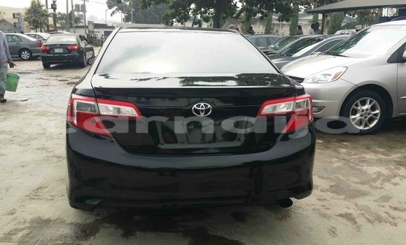 Acheter Neuf Voiture Toyota Camry Noir à Lagos, État de Lagos Acheter Neuf Voiture Toyota Camry Noir à Lagos, État de Lagos