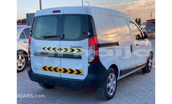 Buy Import Renault 6 White Car in Import - Dubai in Abia State Buy Import Renault 6 White Car in Import - Dubai in Abia State