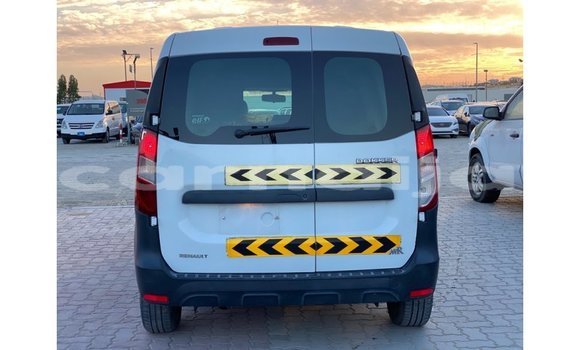 Buy Import Renault 6 White Car in Import - Dubai in Abia State Buy Import Renault 6 White Car in Import - Dubai in Abia State