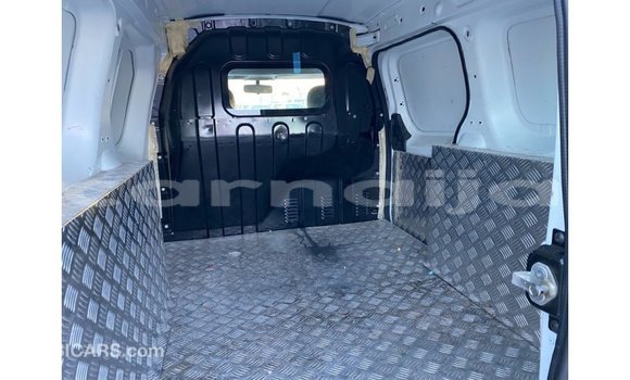 Buy Import Renault 6 White Car in Import - Dubai in Abia State Buy Import Renault 6 White Car in Import - Dubai in Abia State