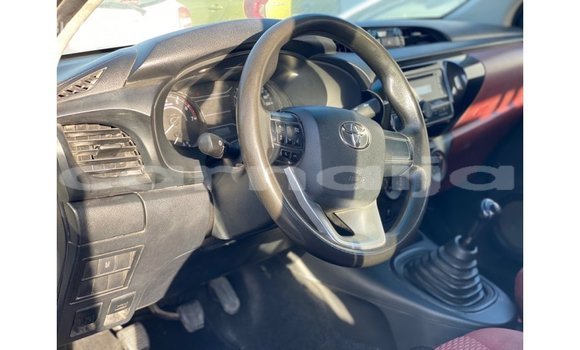 Buy Import Toyota Hilux White Car in Import - Dubai in Abia State Buy Import Toyota Hilux White Car in Import - Dubai in Abia State