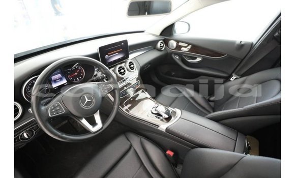 Buy Import Mercedes‒Benz 1213 Black Truck in Import - Dubai in Abia State Buy Import Mercedes‒Benz 1213 Black Truck in Import - Dubai in Abia State