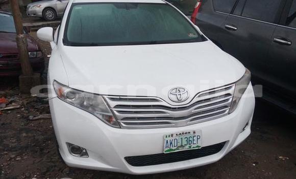 Buy Used Toyota Venza White Car in Surulere in Lagos State Buy Used Toyota Venza White Car in Surulere in Lagos State