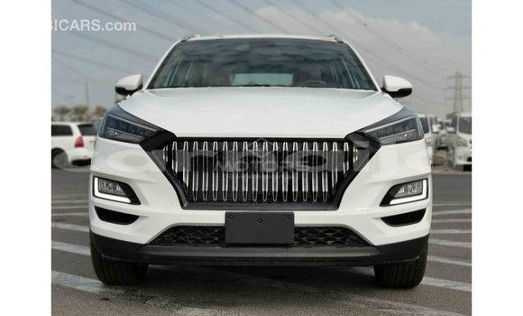 Buy Import Hyundai Tucson White Car in Import - Dubai in Abia State Buy Import Hyundai Tucson White Car in Import - Dubai in Abia State