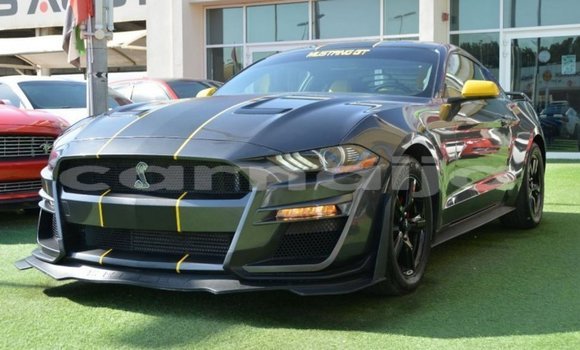 Acheter Import Voiture Ford Mustang Noir à Import - Dubai, État d'Abia Acheter Import Voiture Ford Mustang Noir à Import - Dubai, État d'Abia