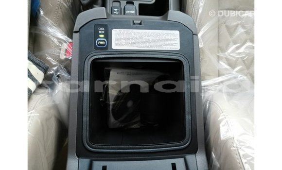 Acheter Import Voiture Toyota Prado Blanc à Import - Dubai, État d'Abia Acheter Import Voiture Toyota Prado Blanc à Import - Dubai, État d'Abia
