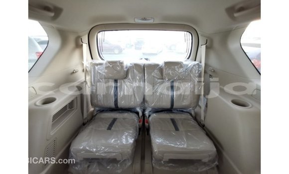 Acheter Import Voiture Toyota Prado Blanc à Import - Dubai, État d'Abia Acheter Import Voiture Toyota Prado Blanc à Import - Dubai, État d'Abia